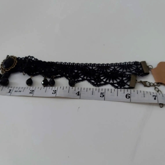 Elegant Black Lace Retro Choker Collar Necklace NWT - Picture 6 of 7